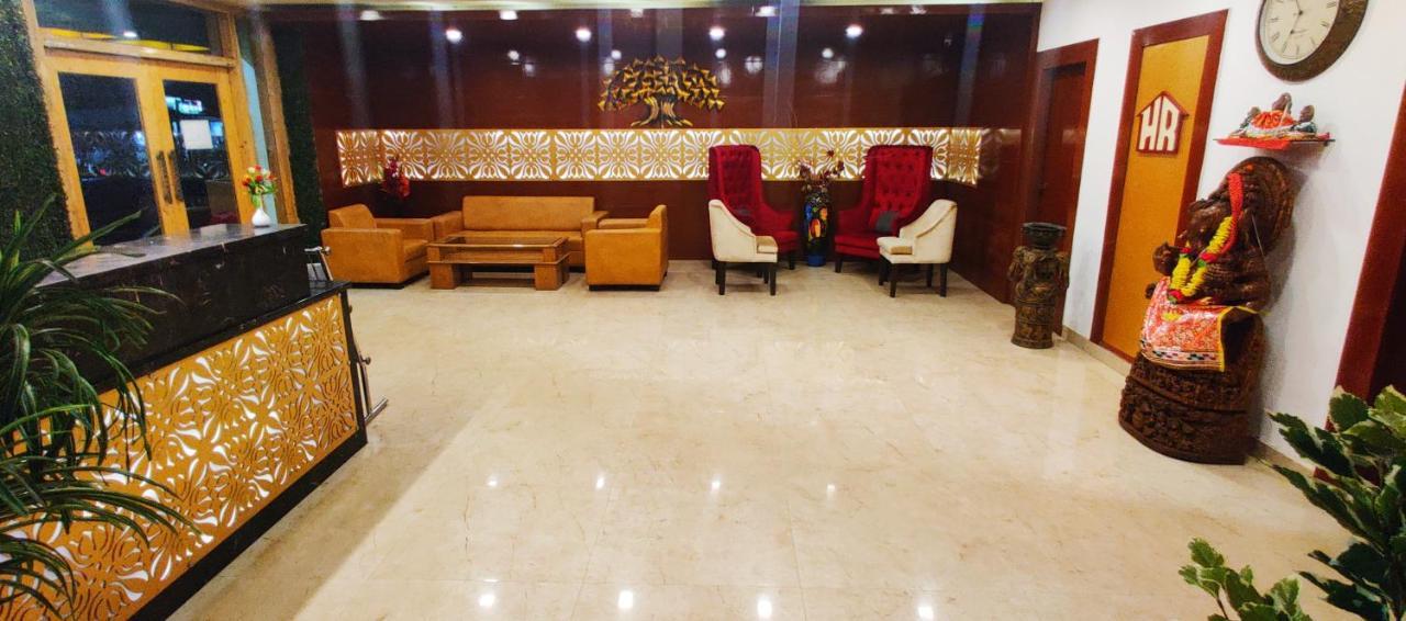 בובנשוואר Hotel Richi Regency מראה חיצוני תמונה